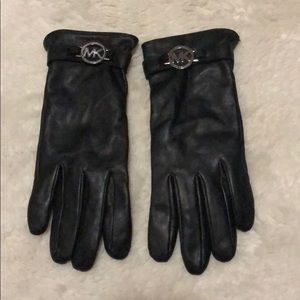 Michael kors leather gloves